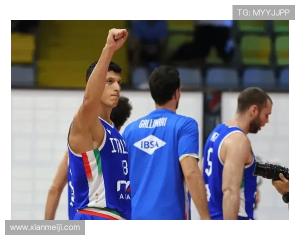 西班牙选手成功卫冕世界板网球锦标赛 再度证明实力与魅力